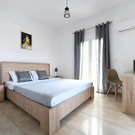 Smaragdi Of * Skiathos