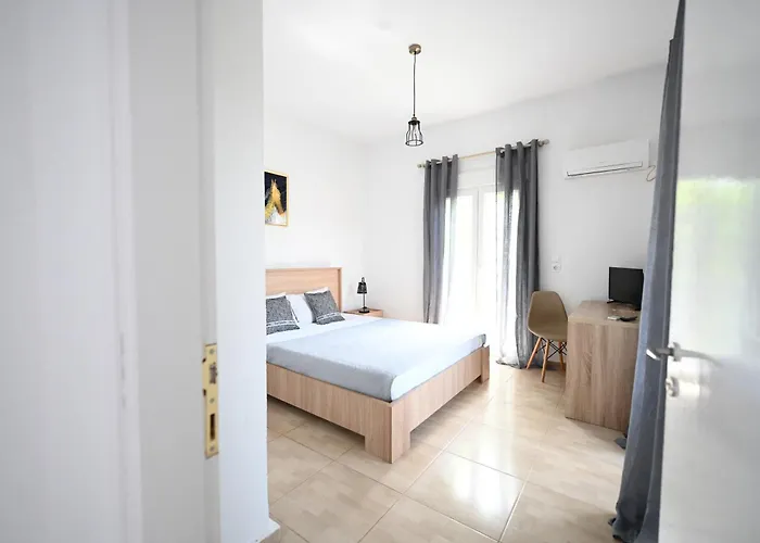 Holiday home Smaragdi Of *